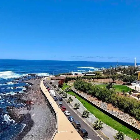 Altagay, Con Impresionantes Vistas Al Mar Y A El Teide
