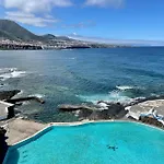 Altagay, Con Impresionantes Vistas Al Mar Y A El Teide *